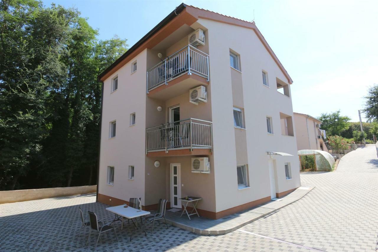 Apartments Maric-Hlapa Soline  Exterior foto